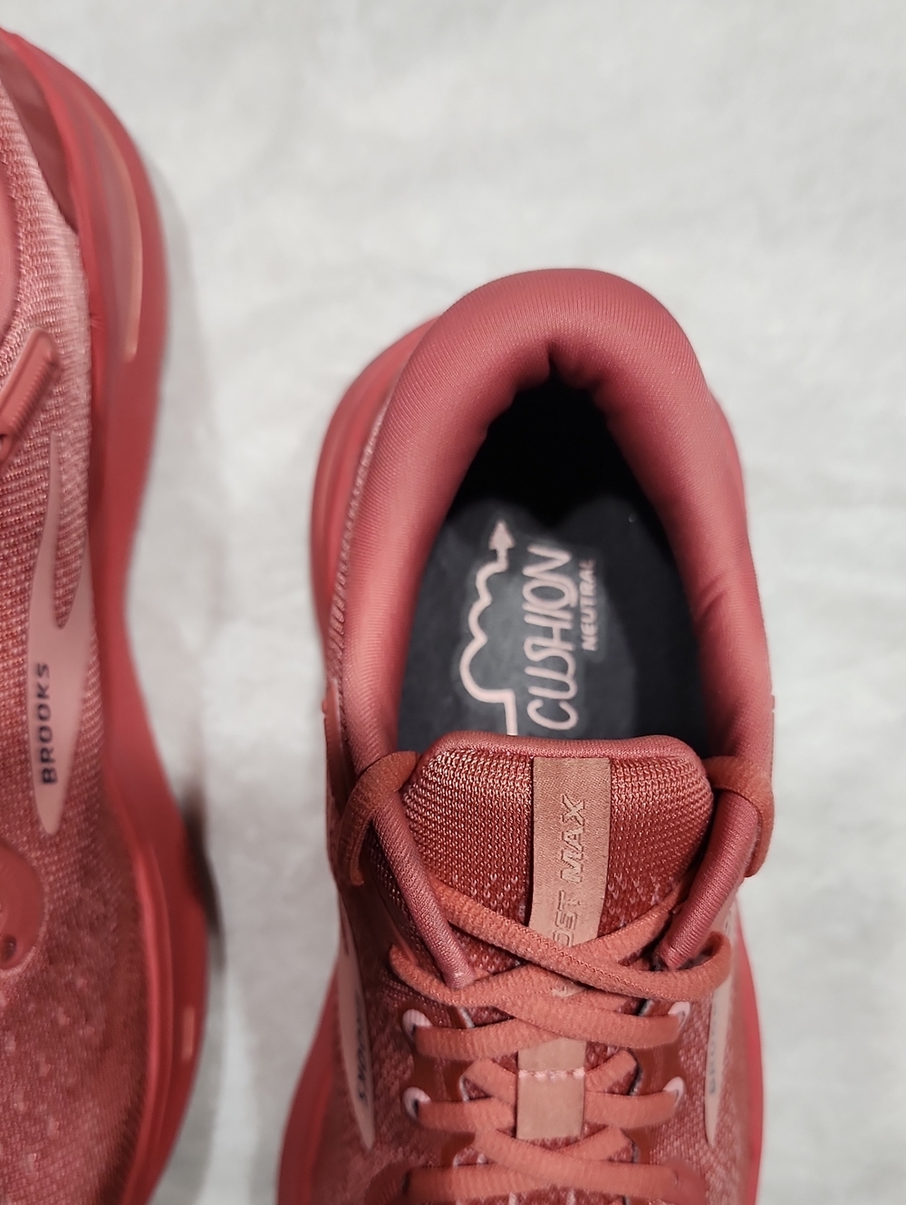 Brooks Ghost Max Shoes Faded Rose Rosette Pink Womens Size 9.5 - Picture 3 of 10